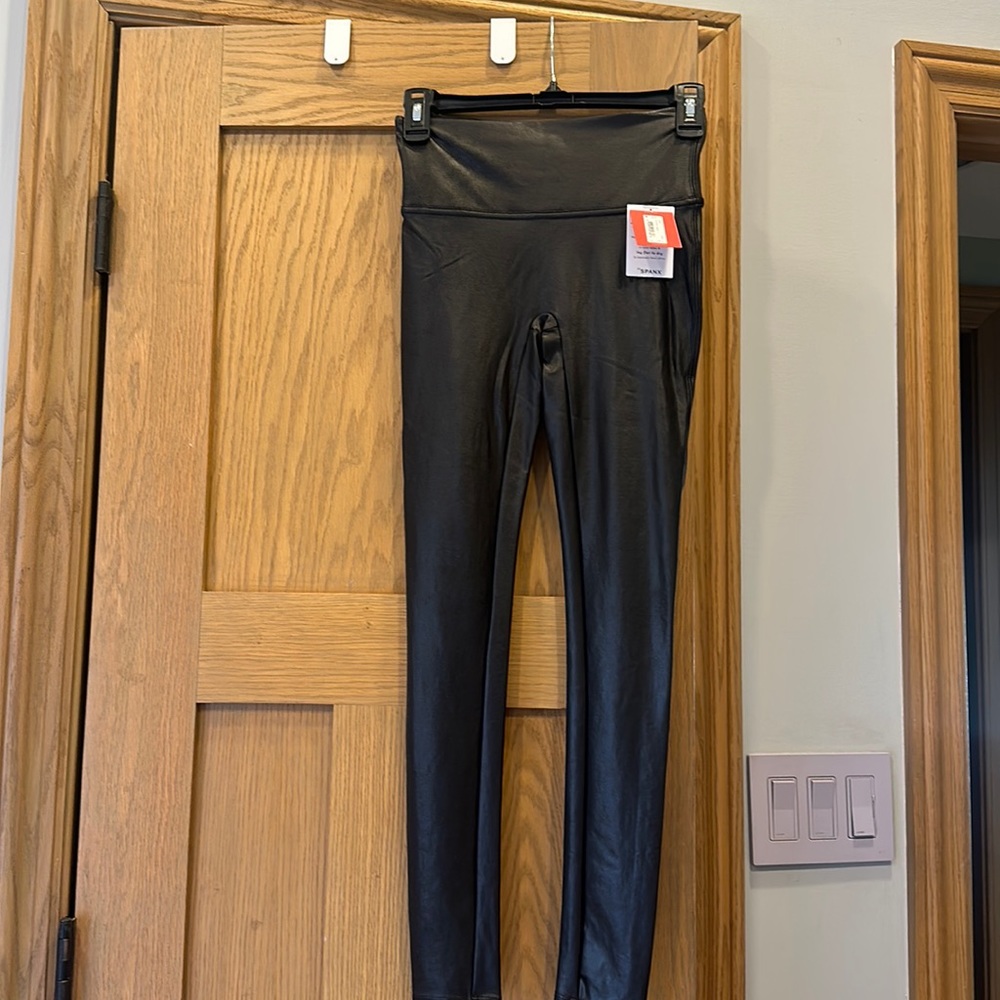 Spanx brand new leggings size small